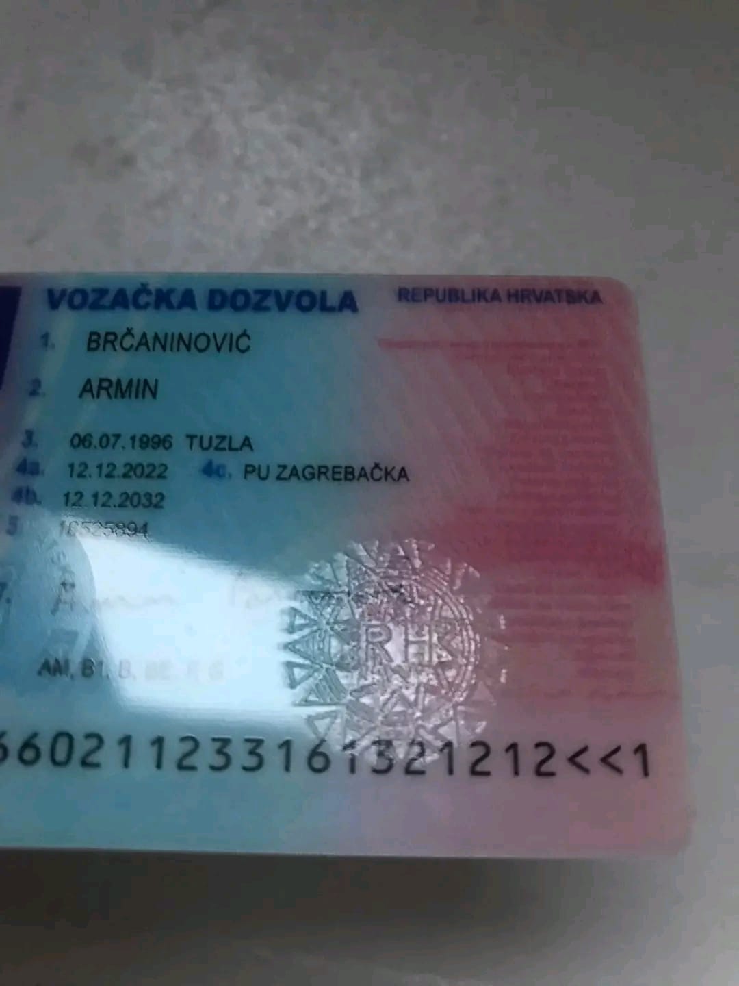 Kupite vozačku dozvolu bez ispita